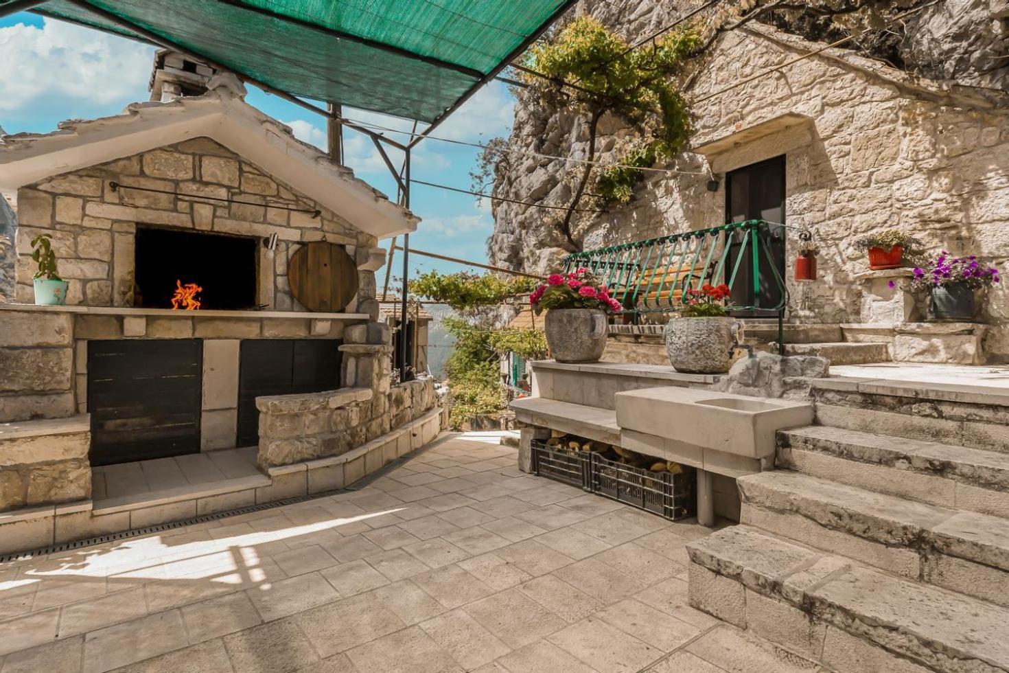 Mini Stone House Villa Omiš Dış mekan fotoğraf
